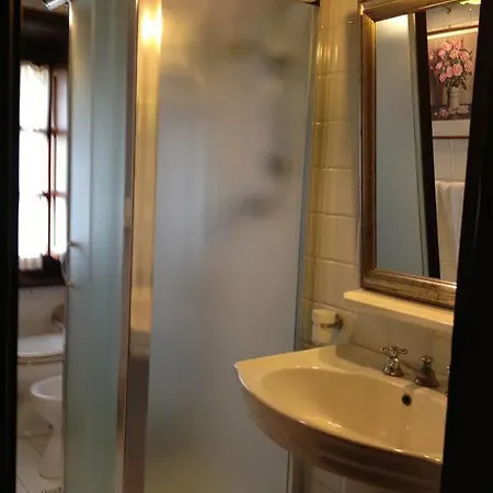 Relais Oroscopo Сансеполькро